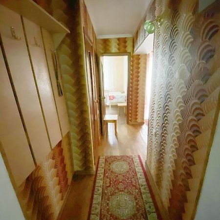 Квартира Напротив Аэропорта Apartman Turksib Kültér fotó