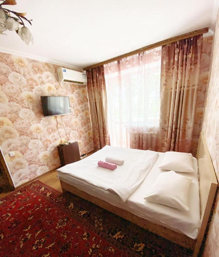 Квартира Напротив Аэропорта Apartman Turksib Kültér fotó